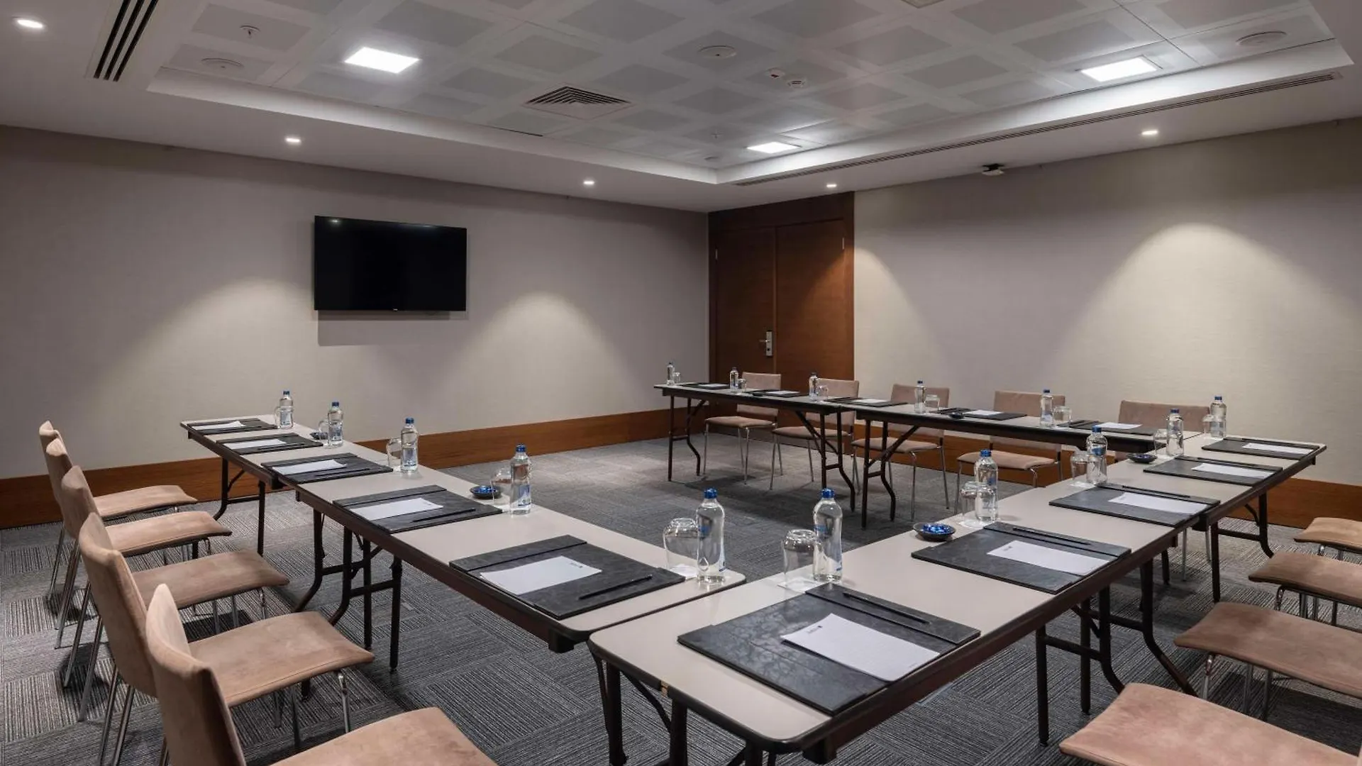 Radisson Blu Hotel Ankara Cankaya 5*,